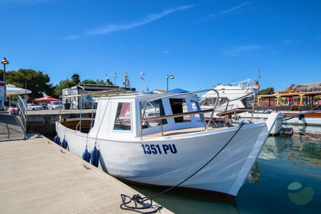 Private Boat Tour with Captain – Medulin, Istria