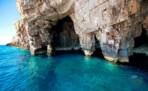 Relaxing Boat Tour to 5 Incredible Islands in the Adriatic