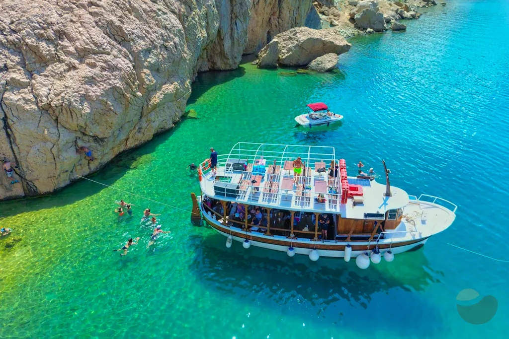 Discover Pag Bay: The Ultimate Boat Tour Adventure