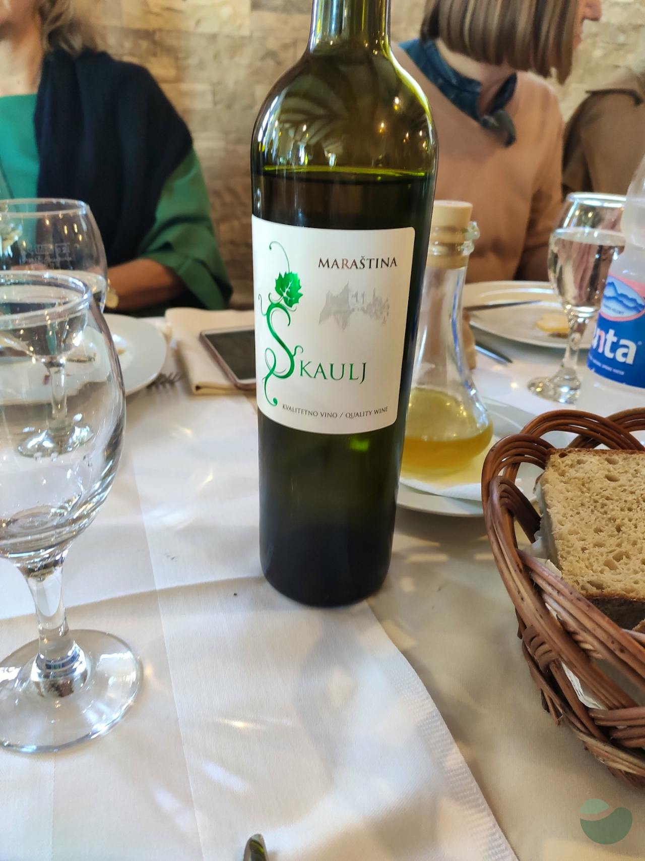 Taste wine in Nadin - eco winery admired by the Swedish king