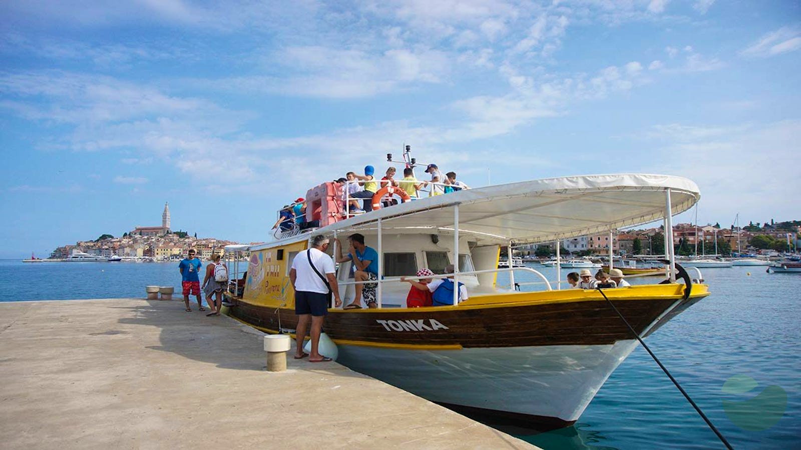 Boat Excursions Tonka 