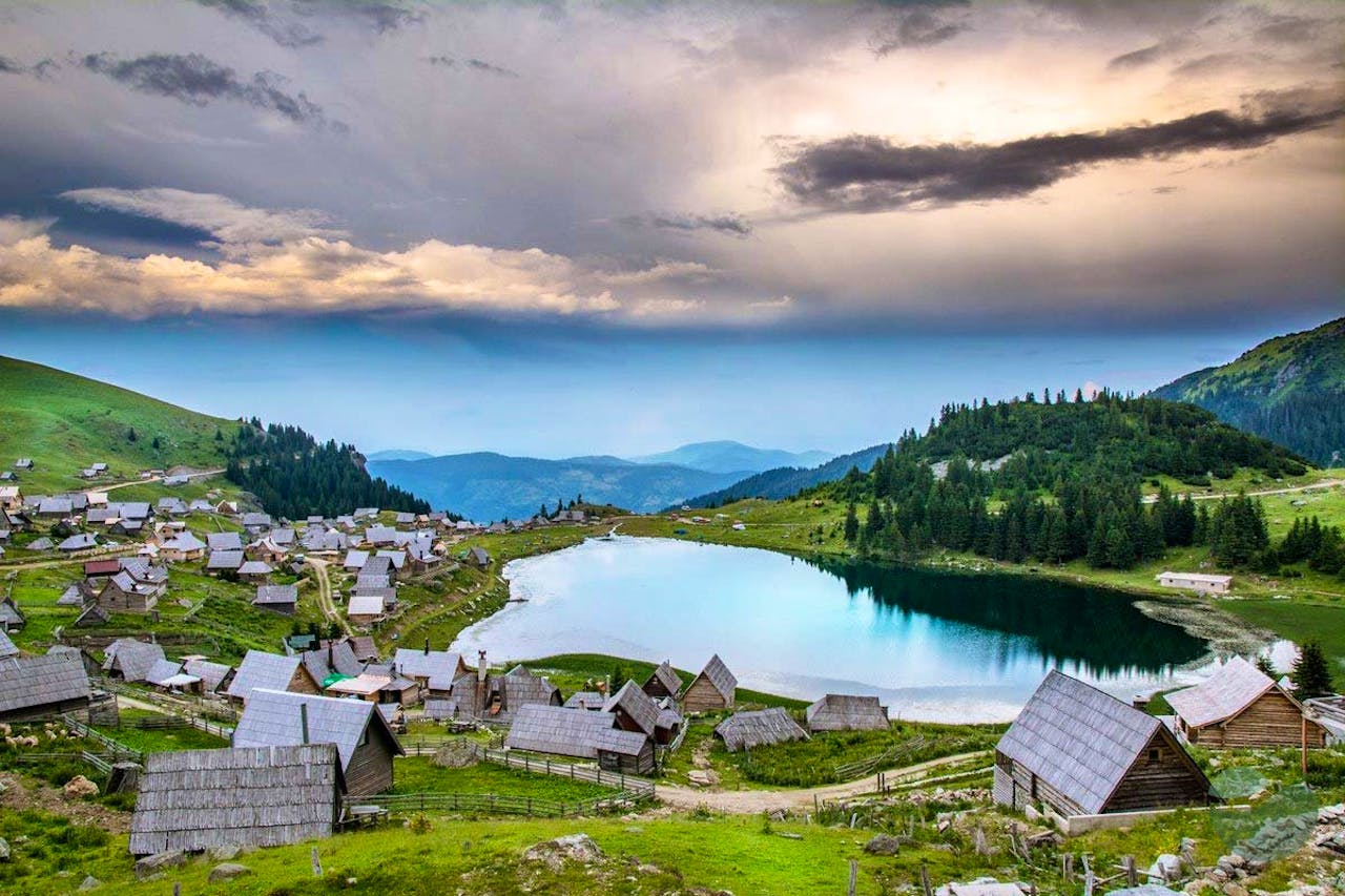 Porokoško Lake - Full day Hike tour from Mostar