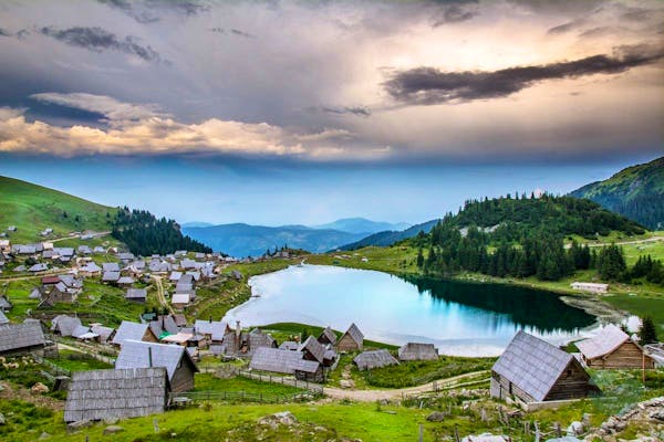 Porokoško Lake - Full day Hike tour from Mostar
