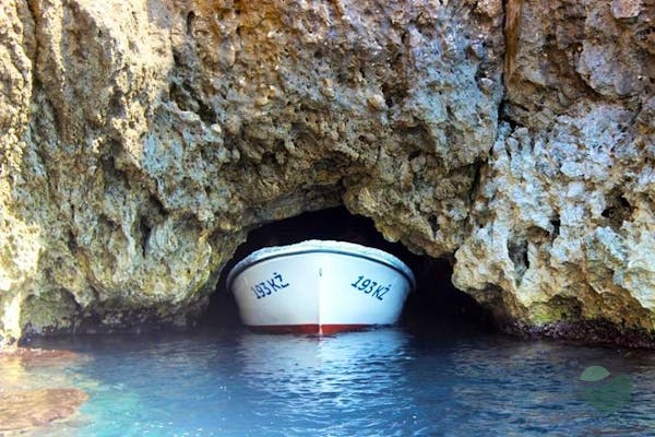 Luxurious Visit to the beautiful Blue Caves of Croatia