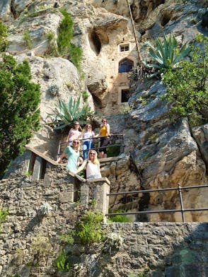 Discover Hidden Gems on Marjan Park Hiking Tour in Split