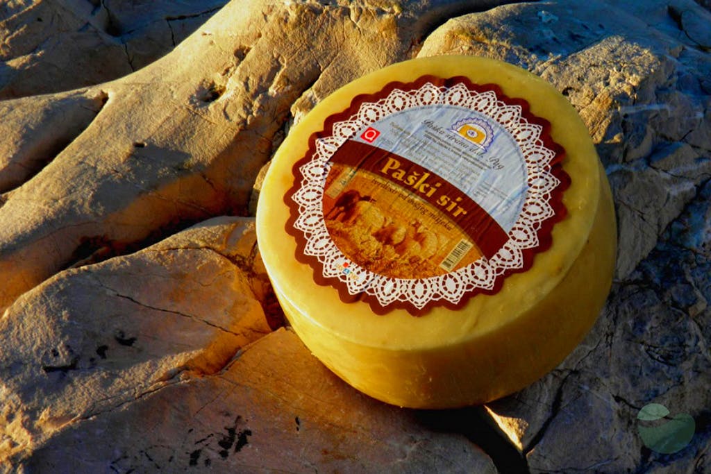 Discover Authentic Pag: Paška Sirana Cheese Tasting Tour